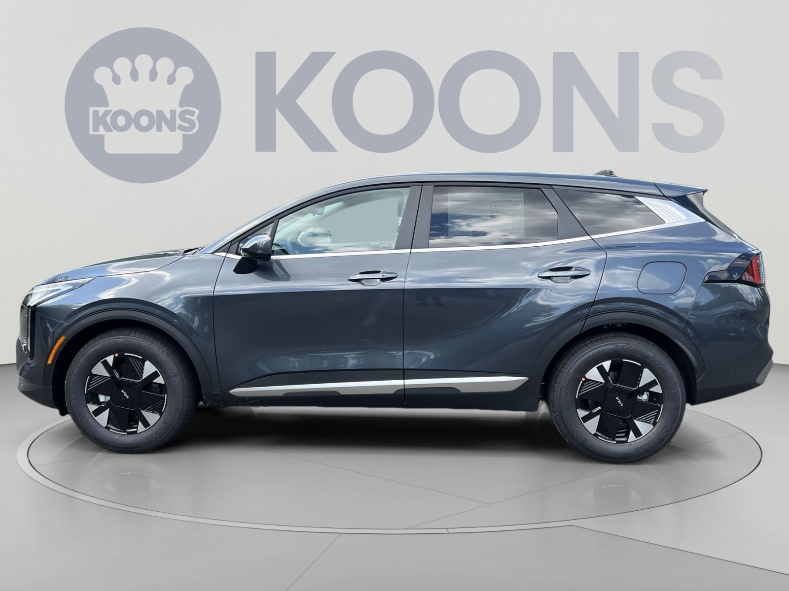 New 2027 Kia Sportage LX FWD image 2