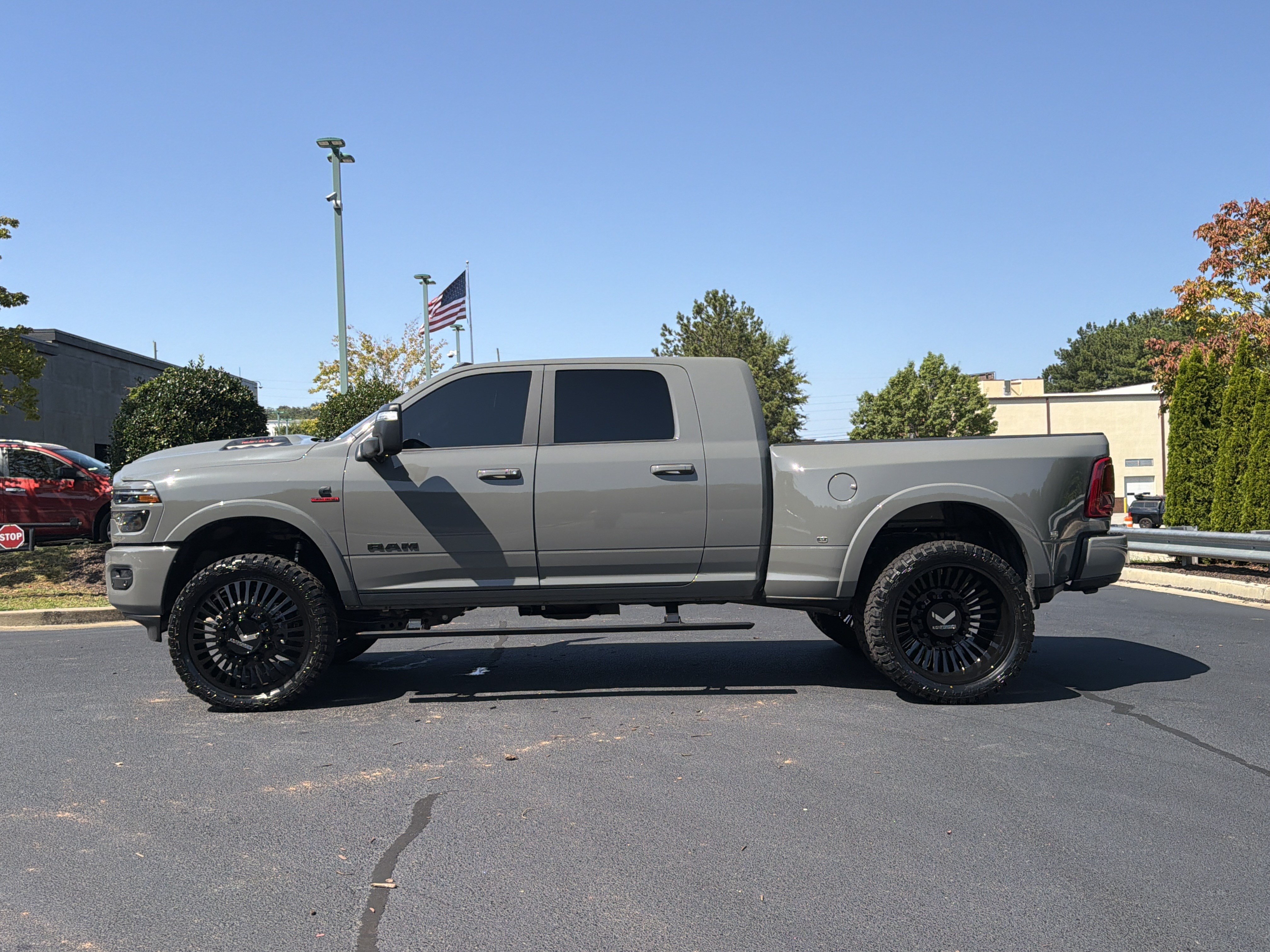 Used 2026 RAM 3500 Limited AWD/4WD image 15