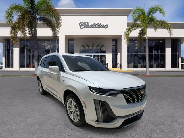 Certified 2023 Cadillac XT6 Luxury FWD image 3