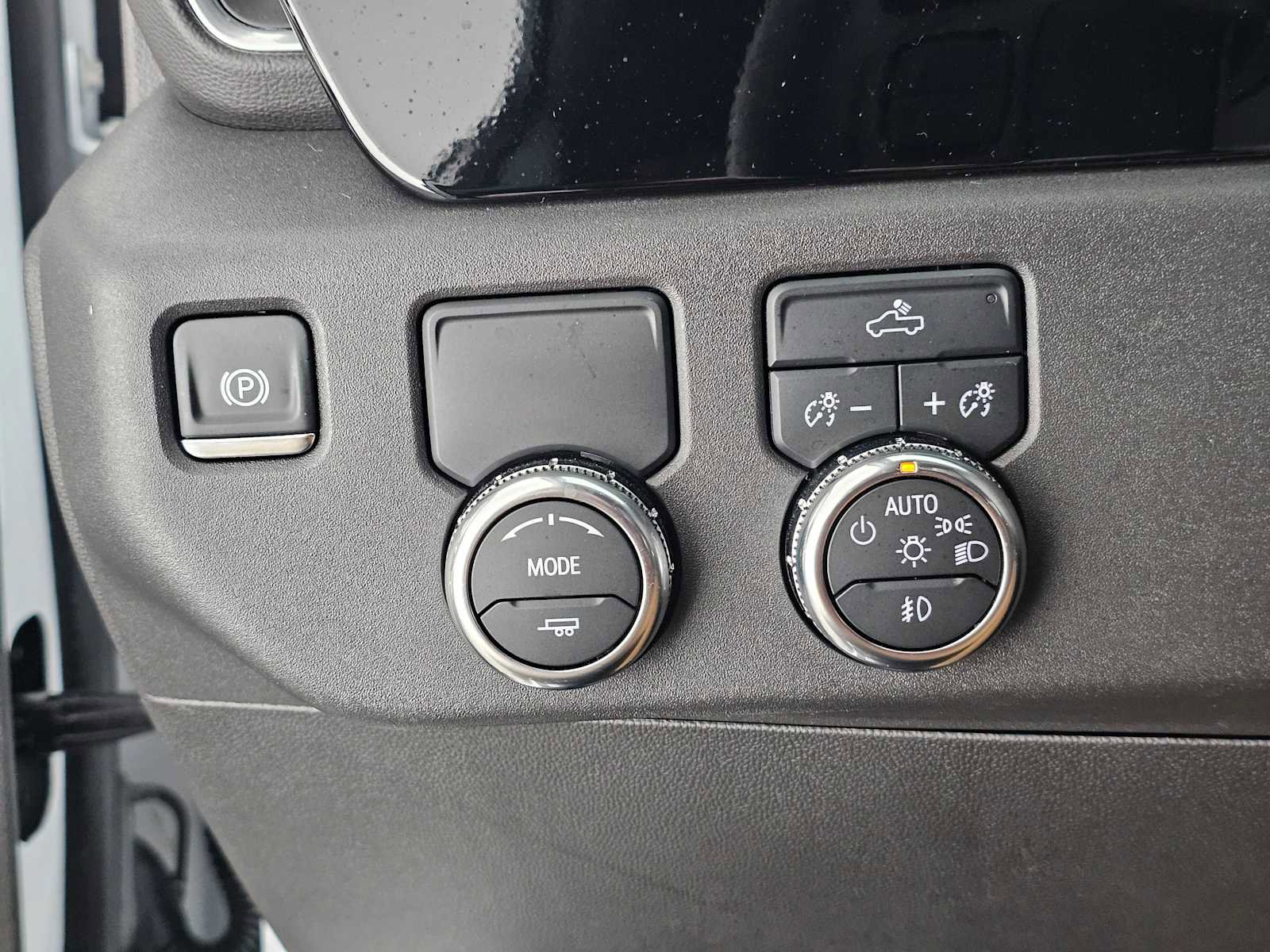 Used 2024 GMC Sierra 1500 Elevation image 27