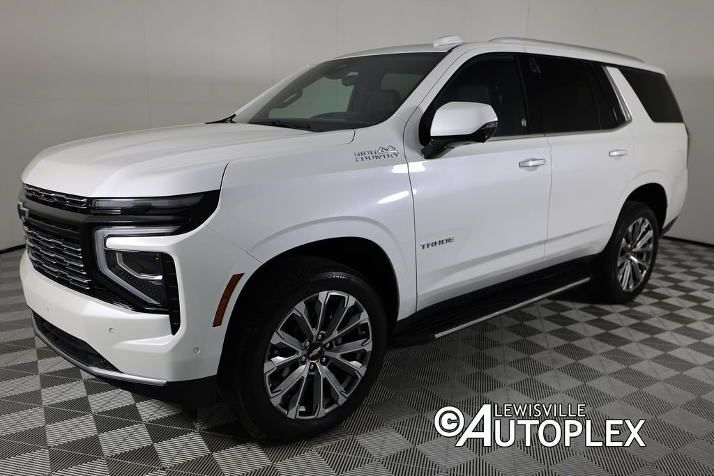 Used 2025 Chevrolet Tahoe High Country AWD/4WD image 9