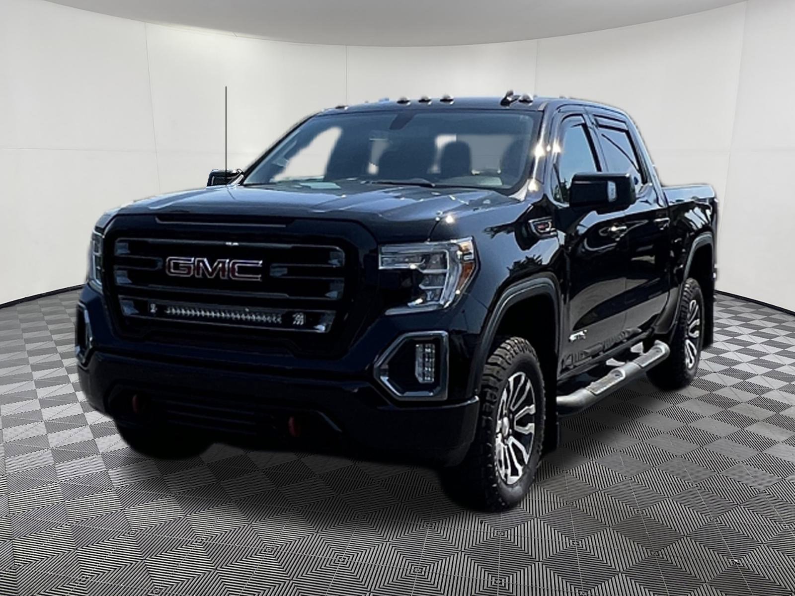 Used 2021 GMC Sierra 1500 AT4 image 3
