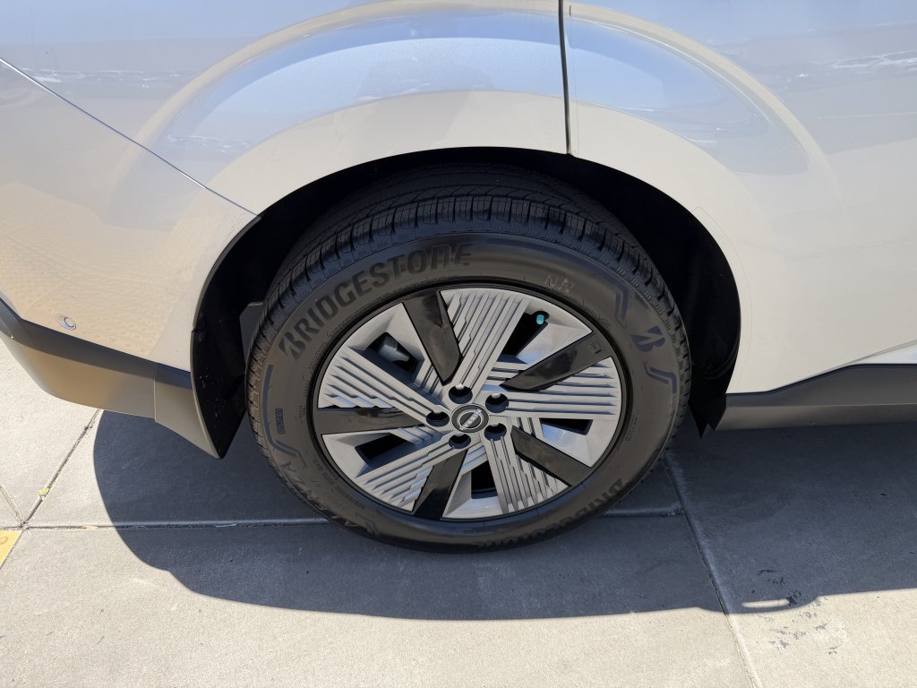 Used 2025 Nissan Murano SL AWD/4WD image 15
