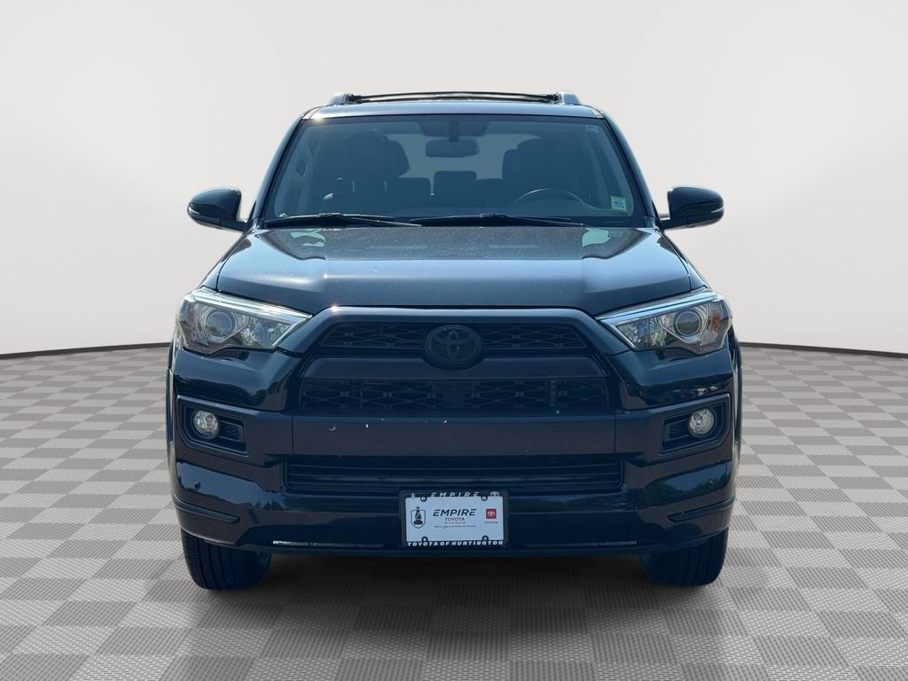 Used 2015 Toyota 4Runner Limited AWD/4WD image 2
