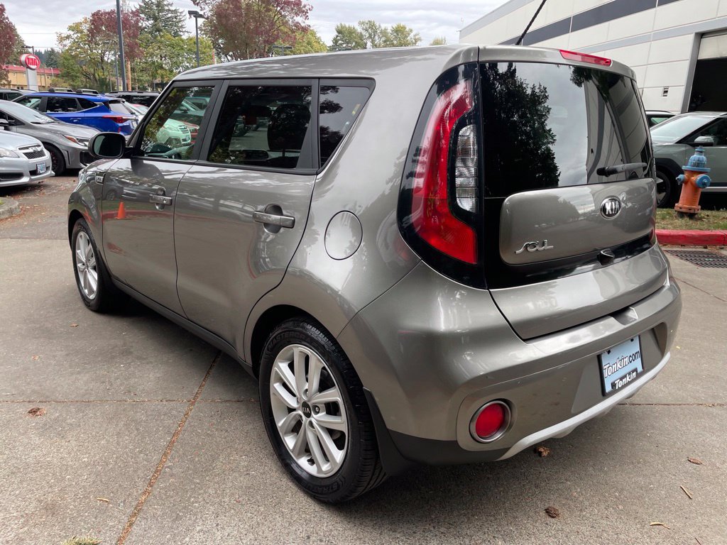 Used 2019 Kia Soul + FWD image 6