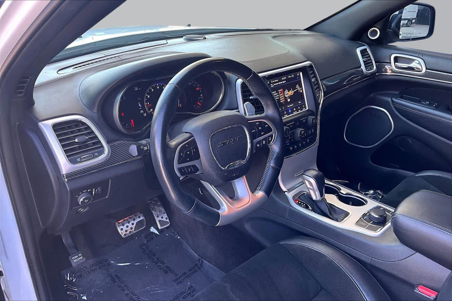 Used 2018 Jeep Grand Cherokee SRT AWD/4WD image 17