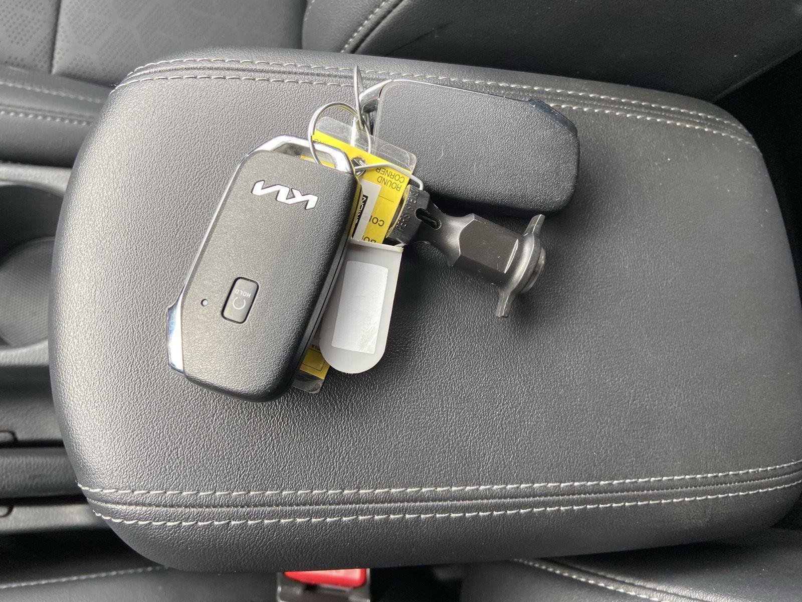 Used 2024 Kia Seltos EX image 33