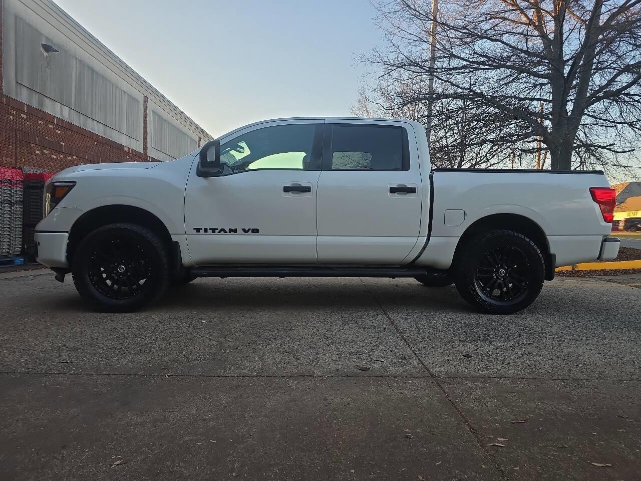 Used 2018 Nissan Titan XD image 72