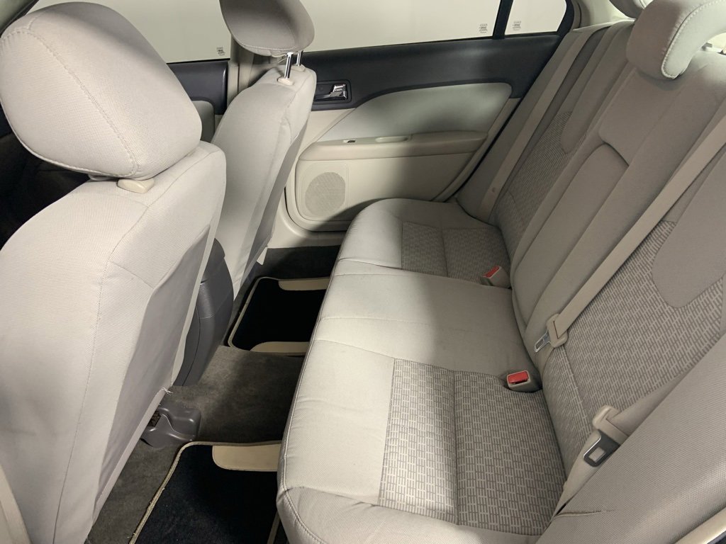 Used 2011 Ford Fusion S image 16