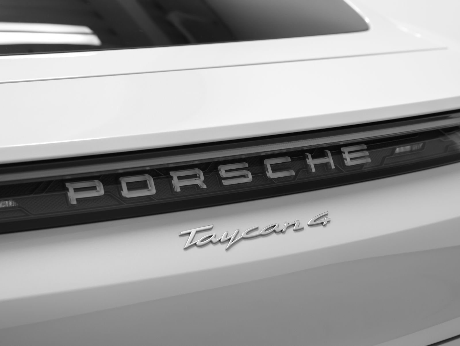 New 2026 Porsche Taycan AWD/4WD image 20