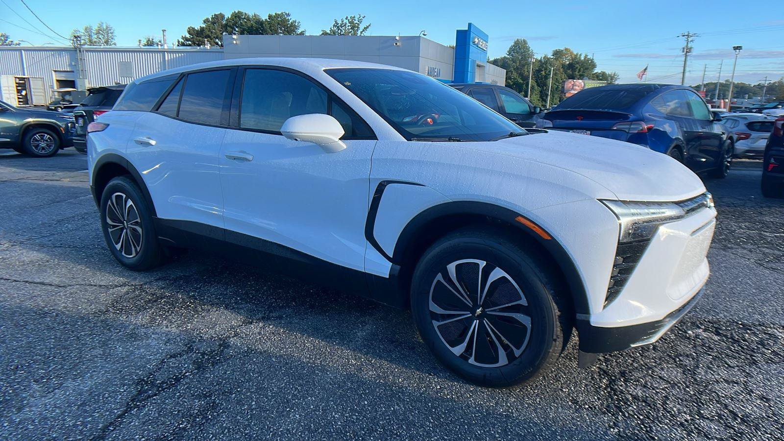 New 2026 Chevrolet Blazer EV LT AWD/4WD image 3