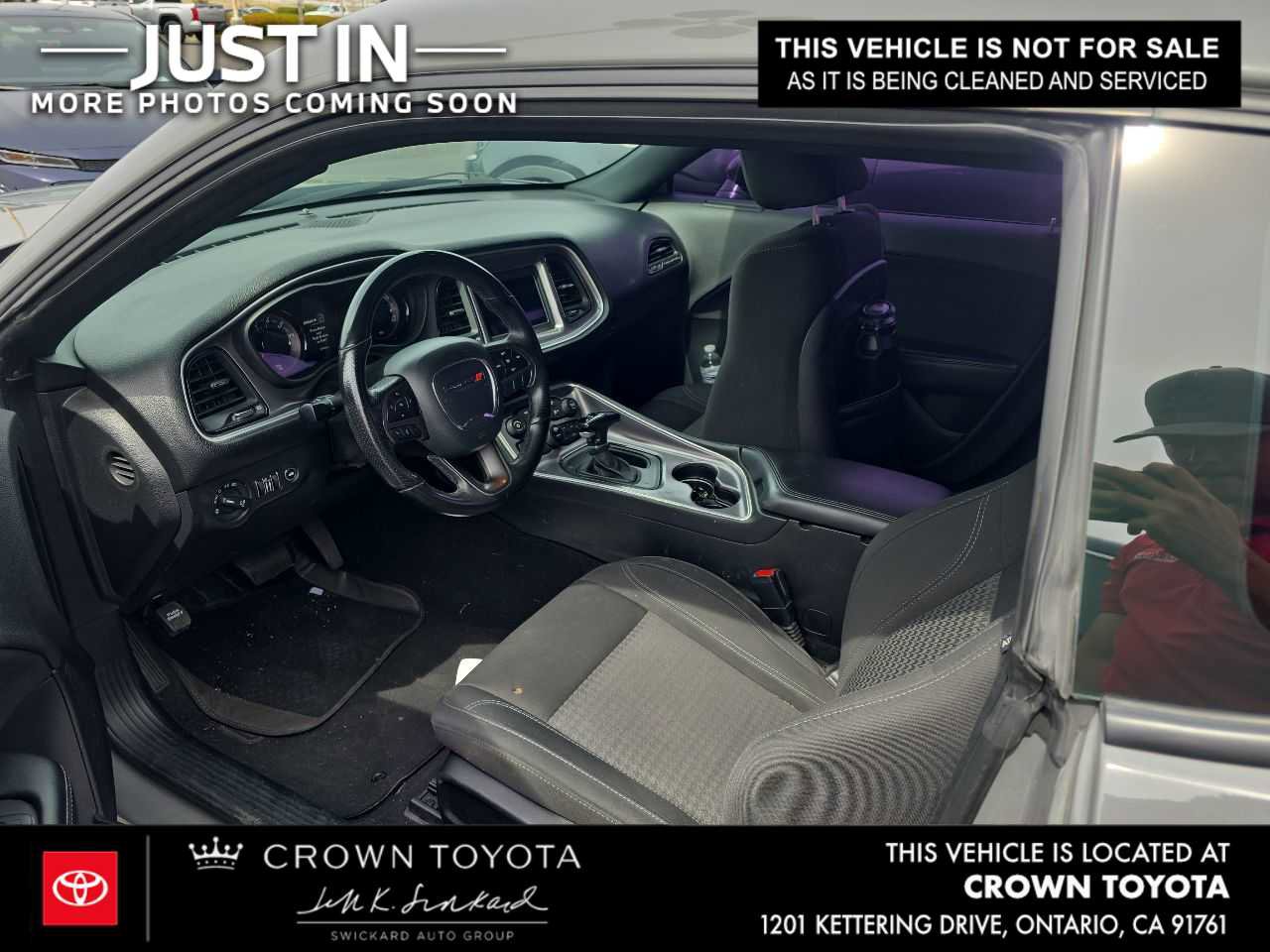 Used 2019 Dodge Challenger SXT w/ Blacktop Package image 3