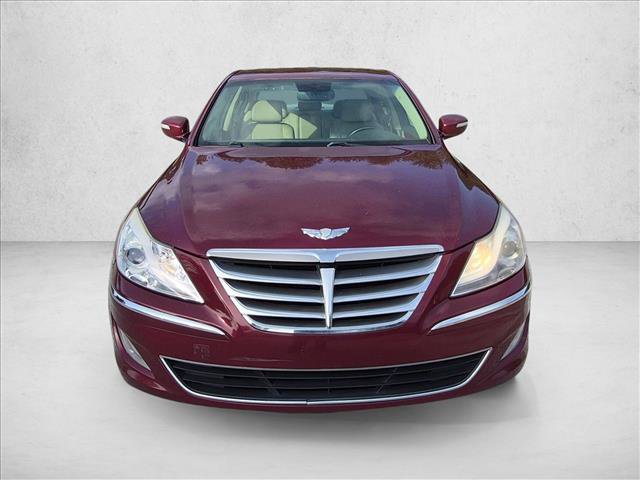 Used 2013 Hyundai Genesis 3.8 RWD image 2