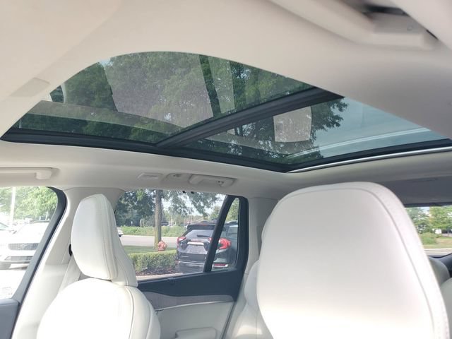Certified 2024 Volvo XC90 T8 Ultimate w/ Protection Package Premier AWD/4WD image 14