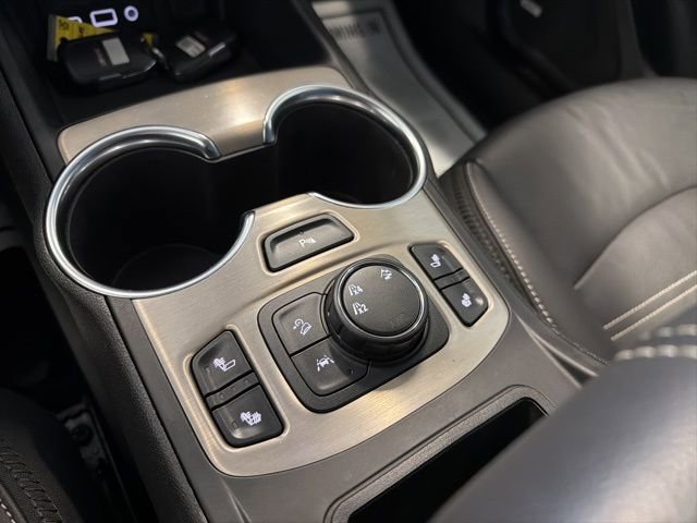 Used 2023 GMC Terrain Denali image 29