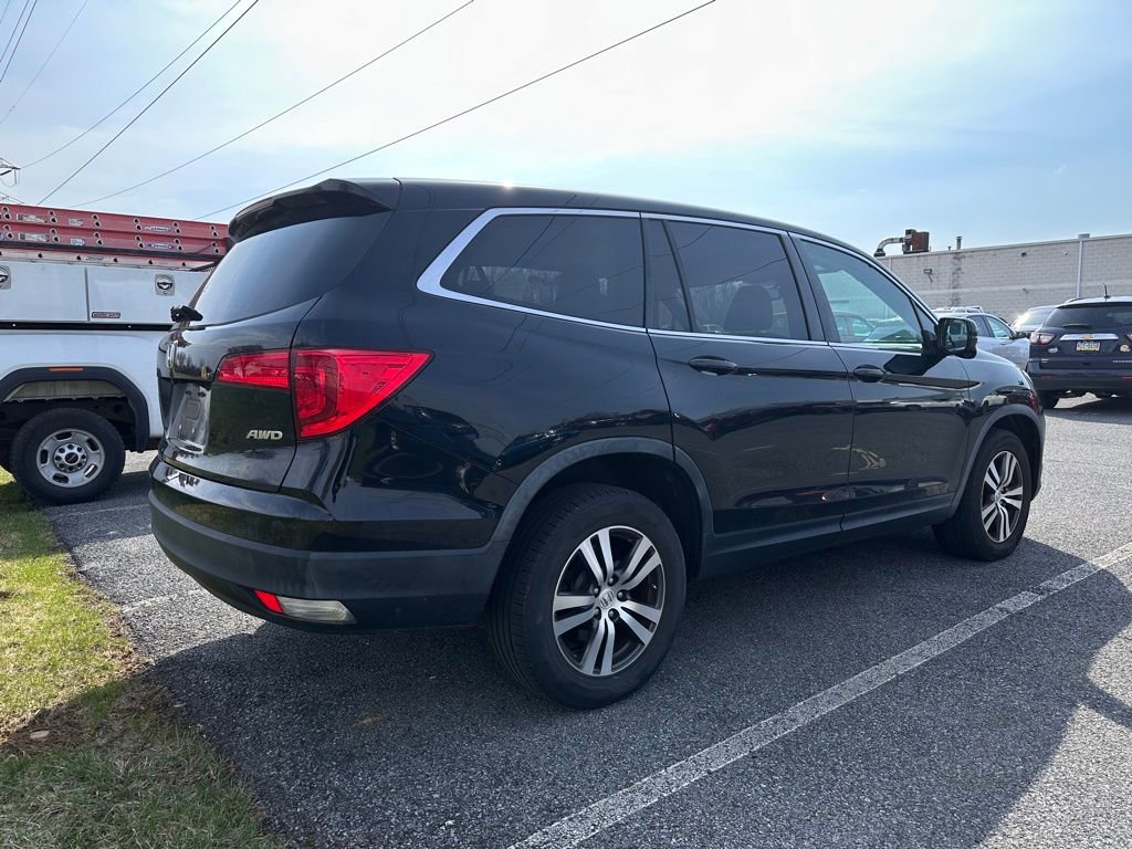 Used 2017 Honda Pilot EX-L image 4