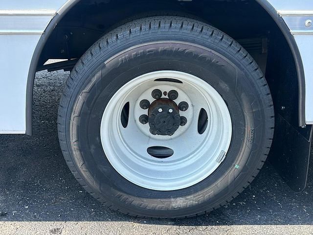 New 2024 Ford E-450 and Econoline 450 Super Duty w/ Driver's Safety Package image 24