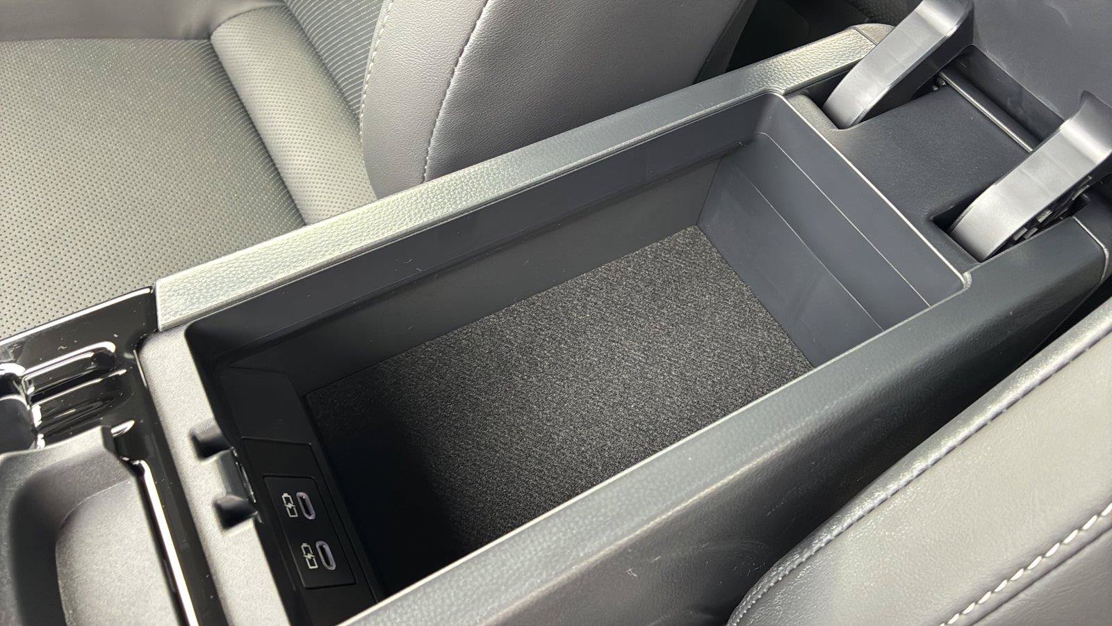 New 2027 Toyota Prius XLE AWD/4WD image 26