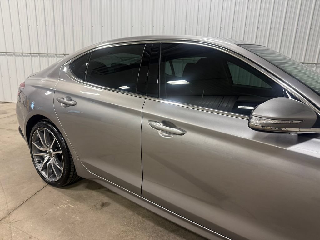 Used 2023 Genesis G70 3.3T AWD/4WD image 13