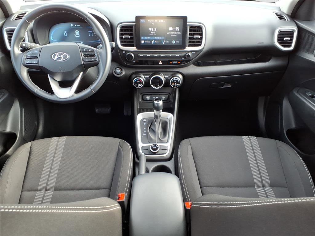 Used 2024 Hyundai Venue SEL image 7