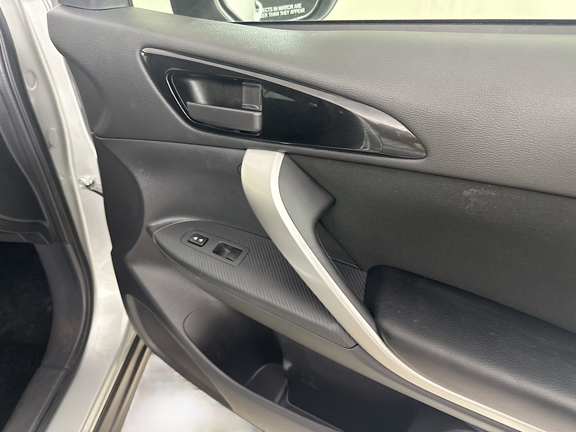 Used 2025 Mitsubishi Eclipse Cross ES image 30