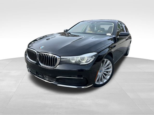 Used 2019 BMW 740i w/ Executive Package image 9