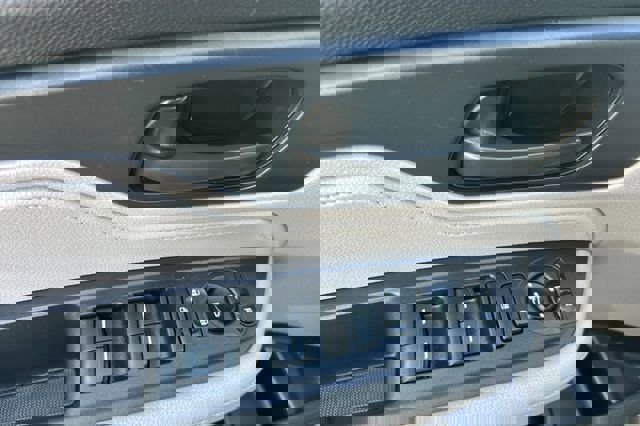 Used 2018 Honda Odyssey EX image 12