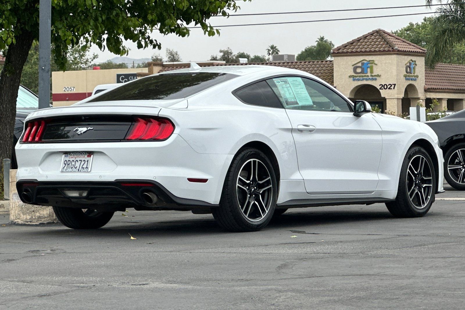 Used 2022 Ford Mustang Premium image 4