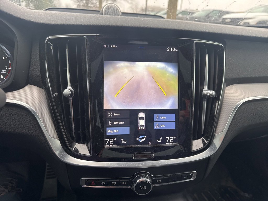 Used 2019 Volvo S60 T6 R-Design image 12