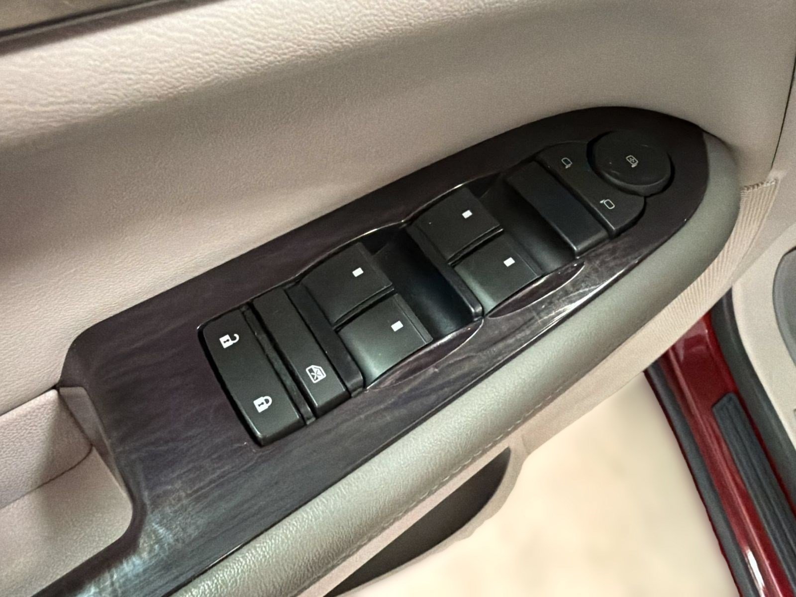 Used 2017 Buick Enclave Convenience w/ Trailering Package FWD image 13