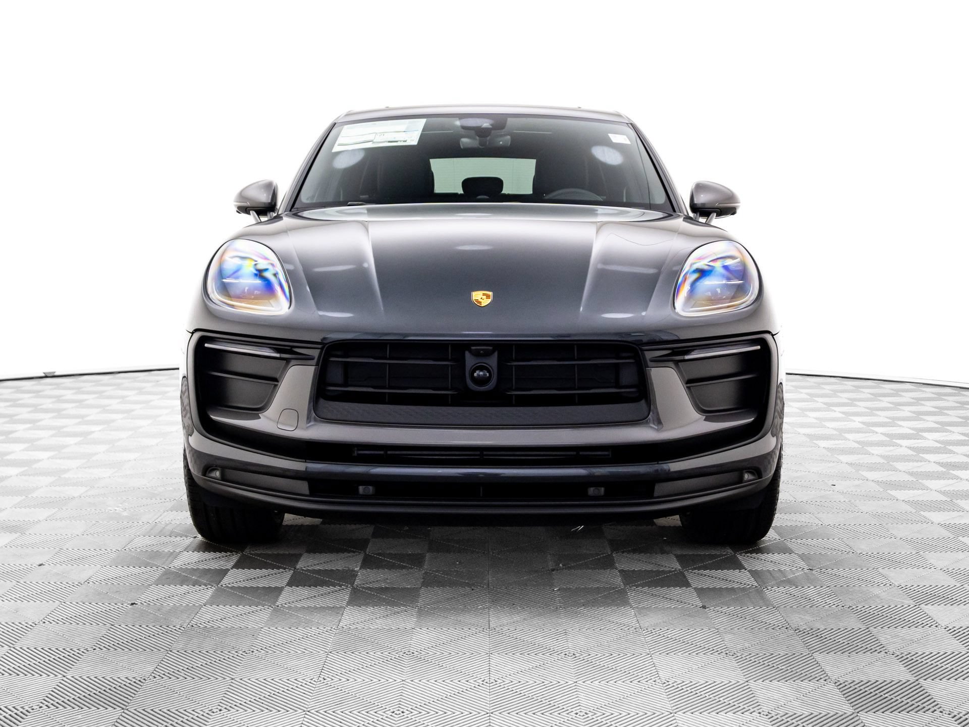 New 2026 Porsche Macan Turbo AWD/4WD image 9