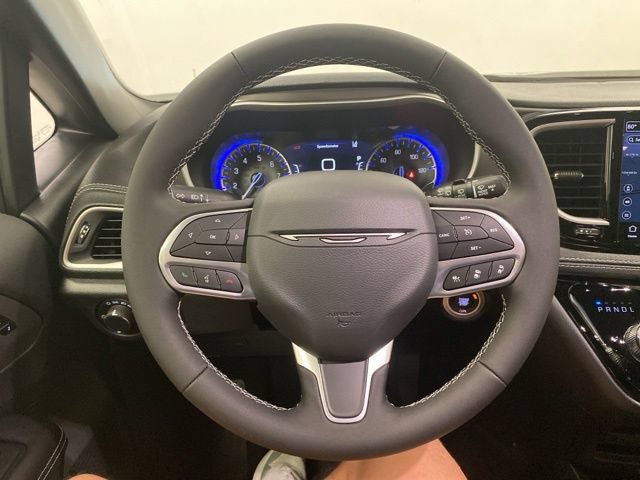 New 2027 Chrysler Pacifica Select FWD image 18