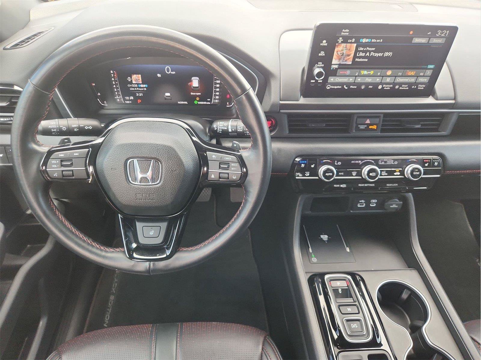 Used 2025 Honda Pilot Black Edition image 11