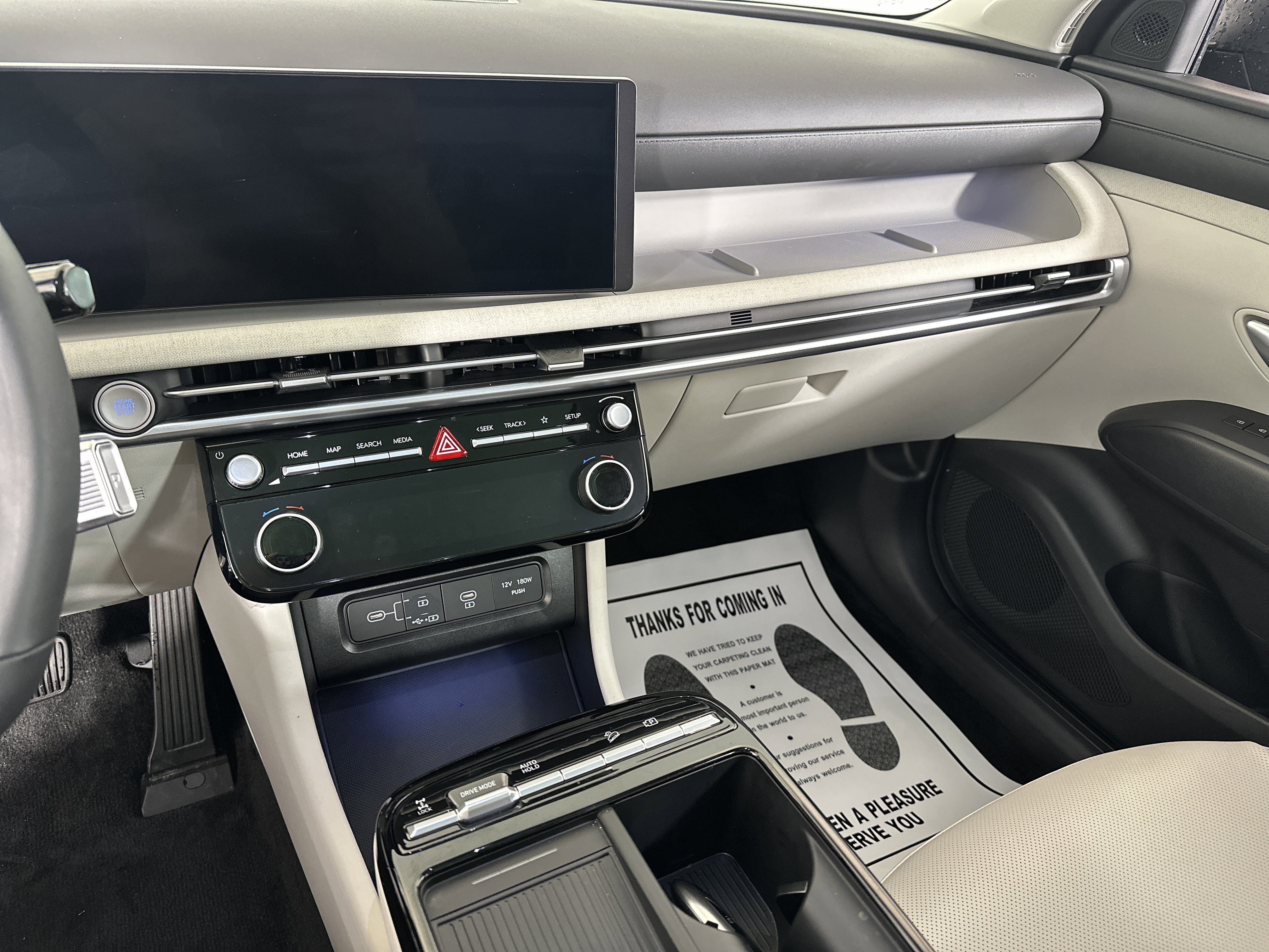 Certified 2025 Hyundai Tucson SEL image 4