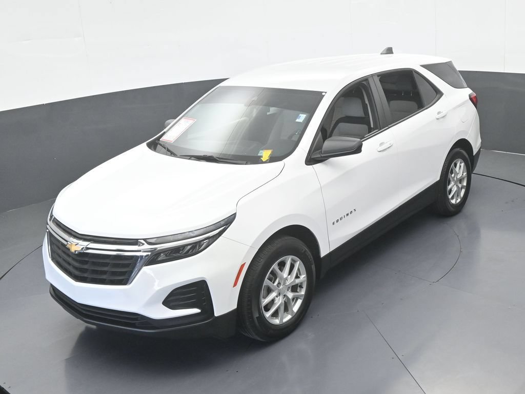 Used 2024 Chevrolet Equinox LS FWD image 40