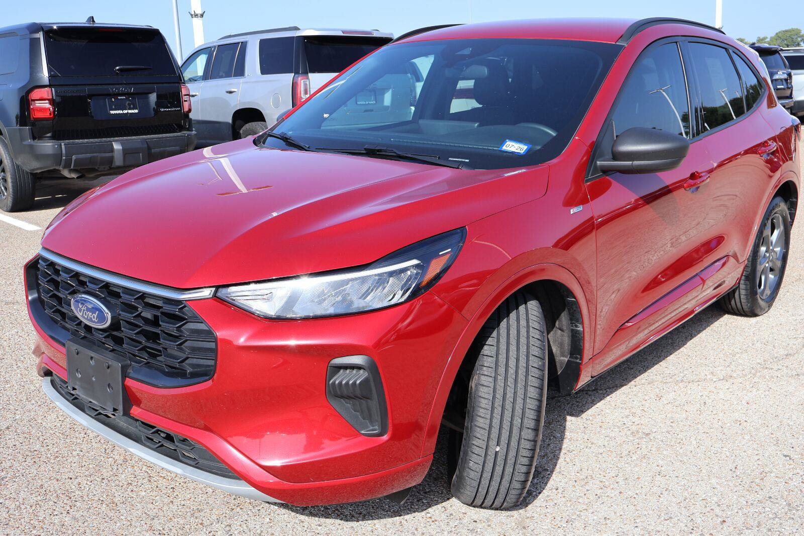 Used 2023 Ford Escape ST-Line w/ Tech Pack #1 FWD image 7