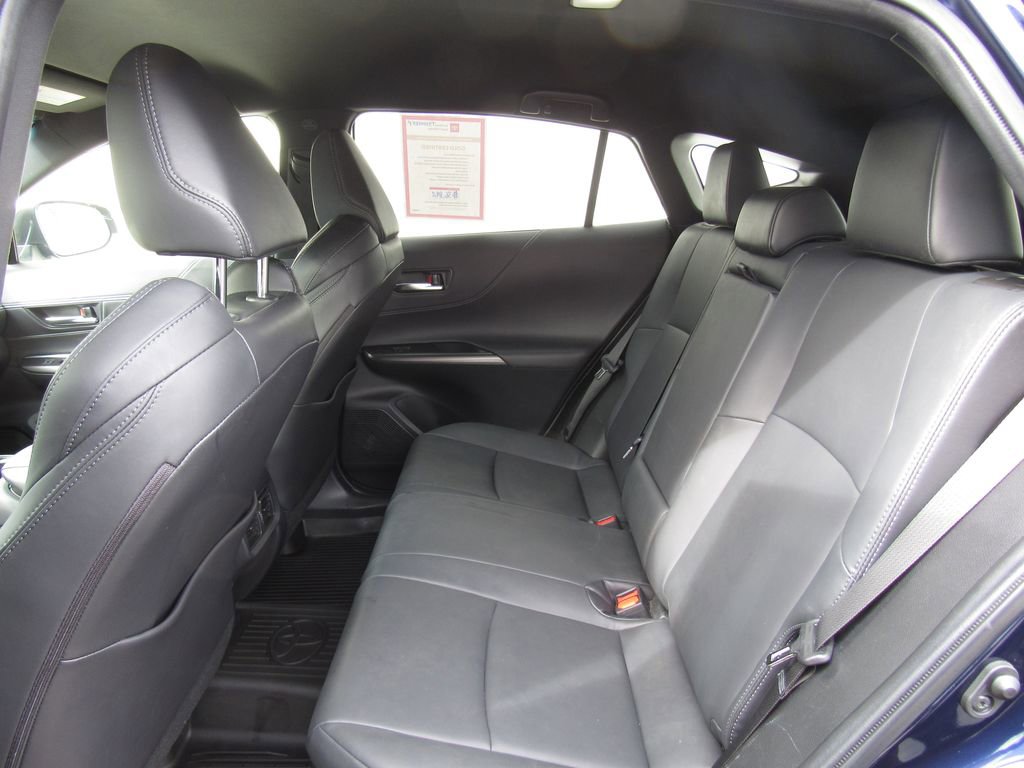 Certified 2022 Toyota Venza XLE AWD/4WD image 15