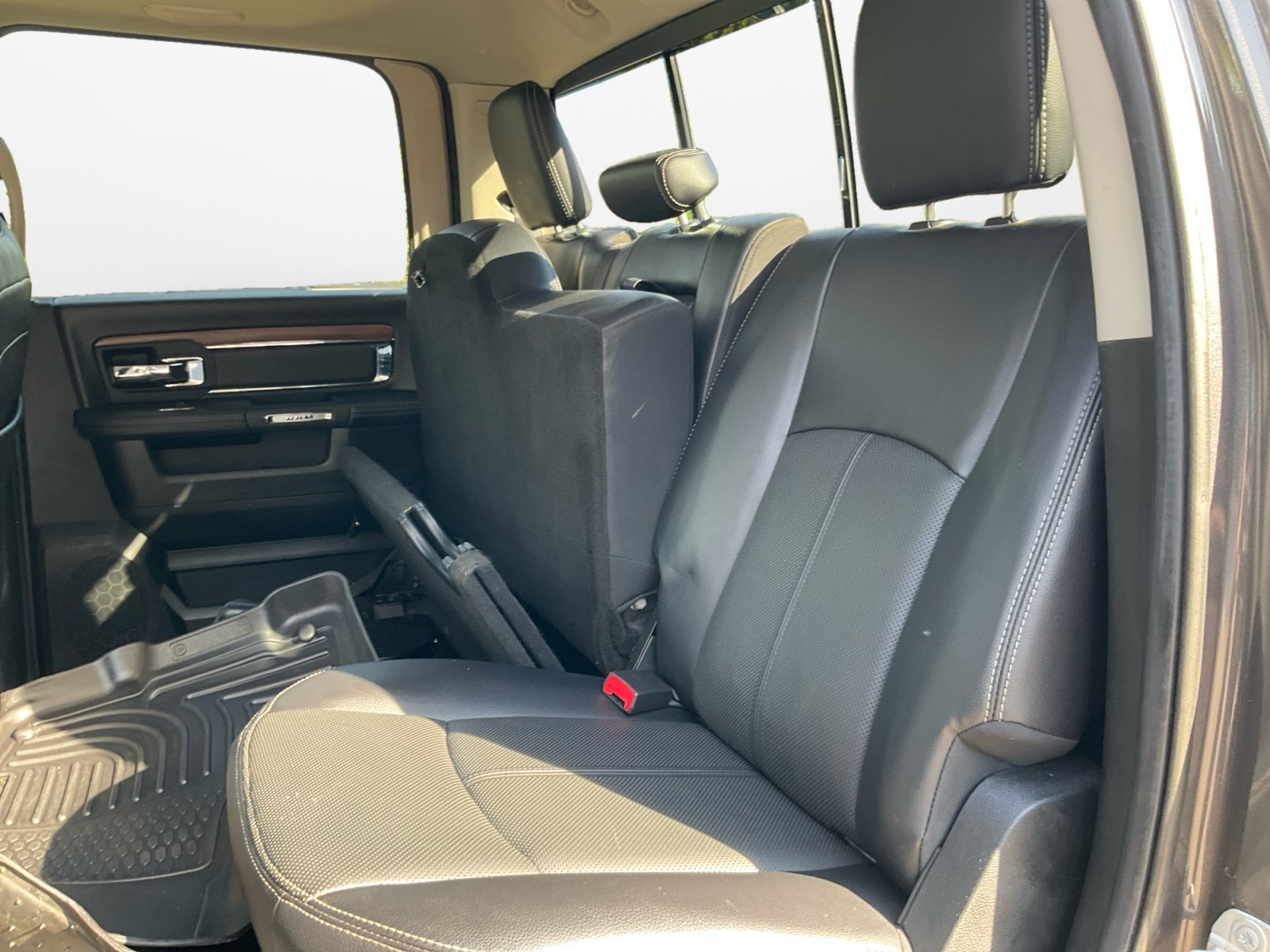 Used 2018 RAM 3500 Laramie AWD/4WD image 15