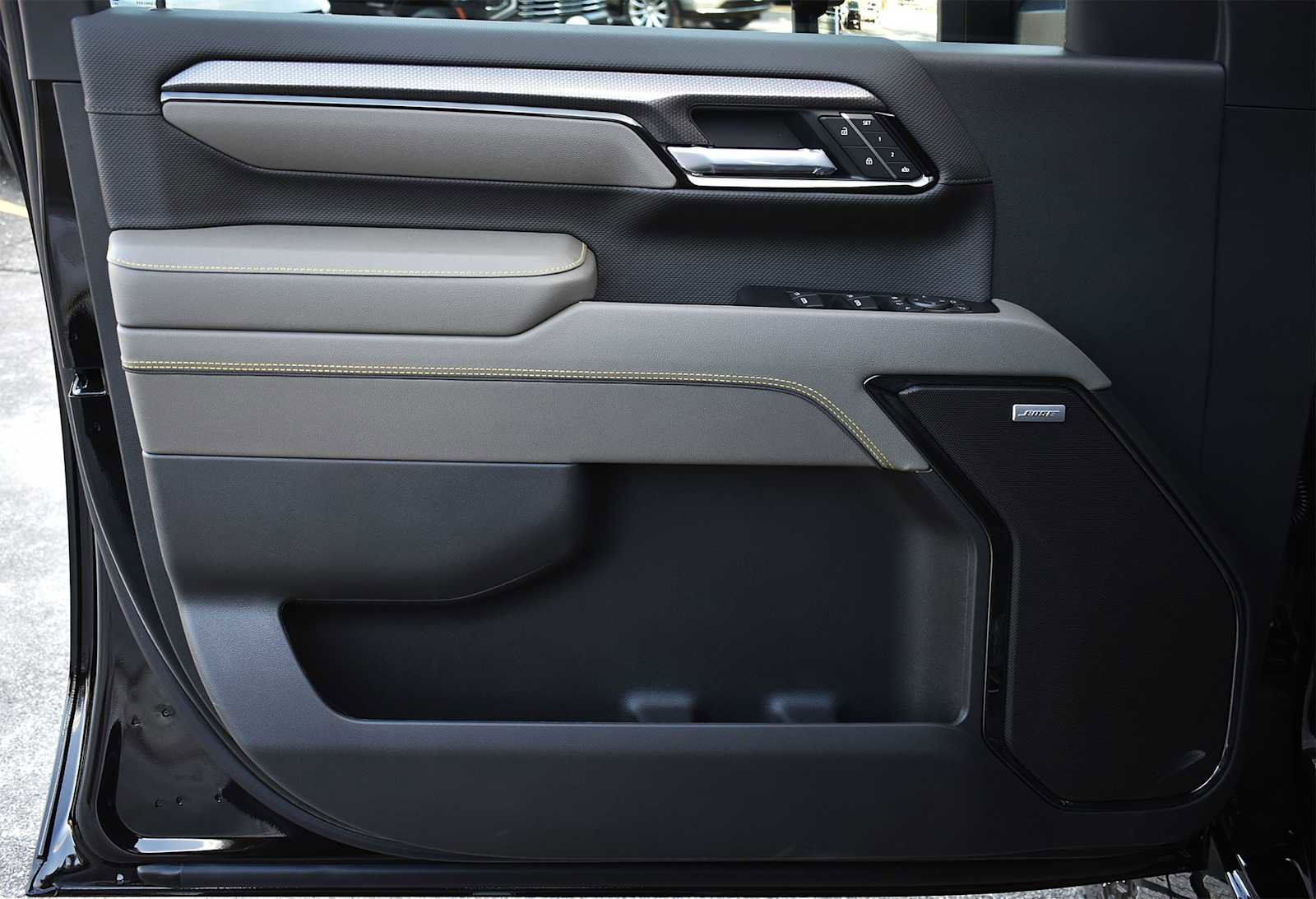 New 2026 Chevrolet Silverado 2500 ZR2 w/ LPO, Dark Essentials Package image 25