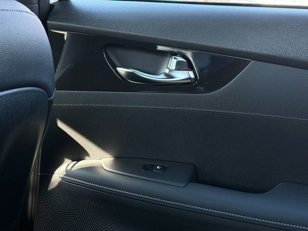 Certified 2023 Kia Forte GT-Line image 44
