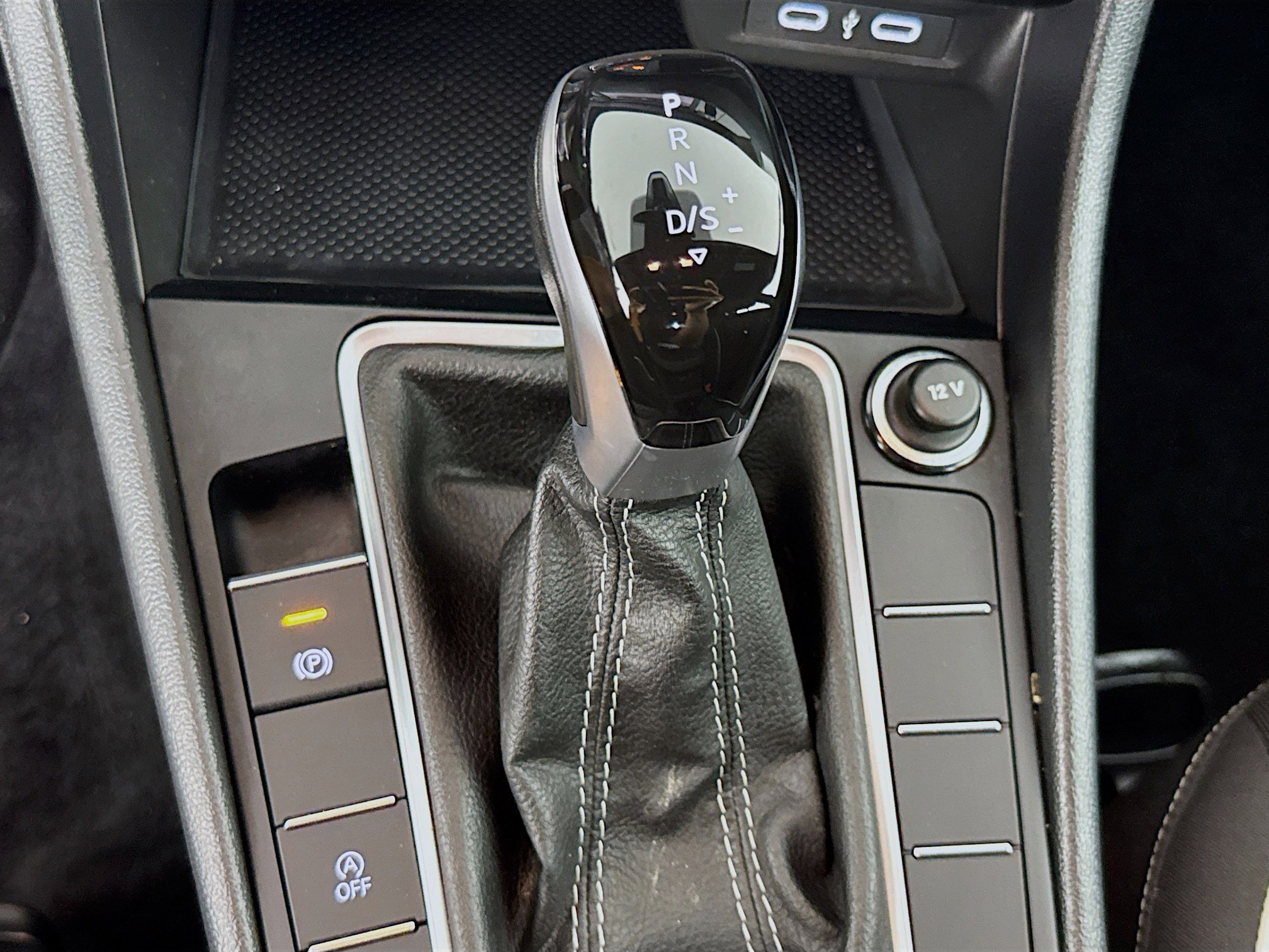 Used 2024 Volkswagen Jetta Sport FWD image 19