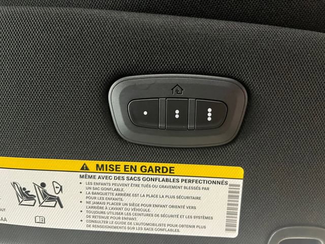 New 2026 Chrysler Pacifica Limited image 28