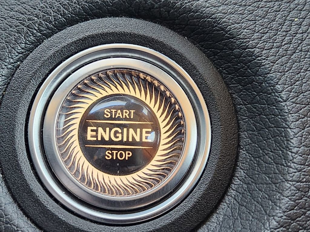 Used 2022 Mercedes-Benz GLC 300 image 22