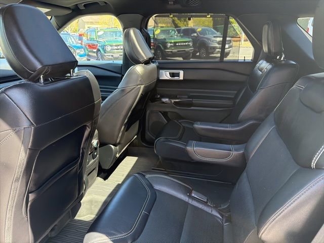 Used 2023 Ford Explorer ST w/ Equipment Group 401A AWD/4WD image 23