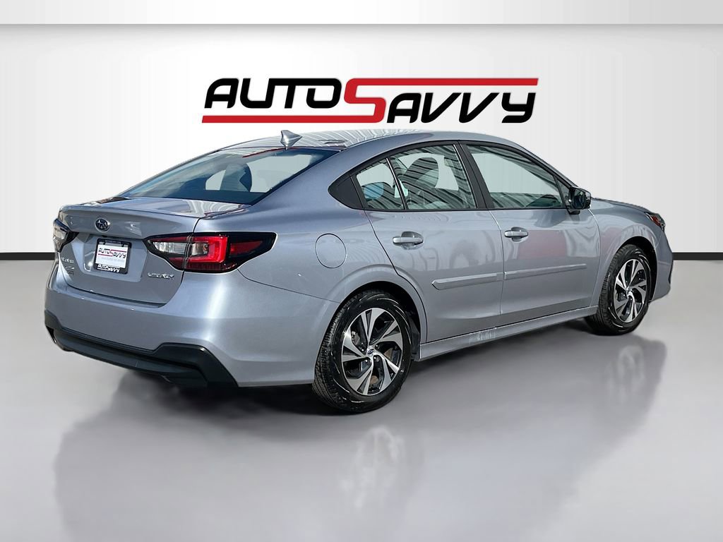Used 2023 Subaru Legacy Premium image 7