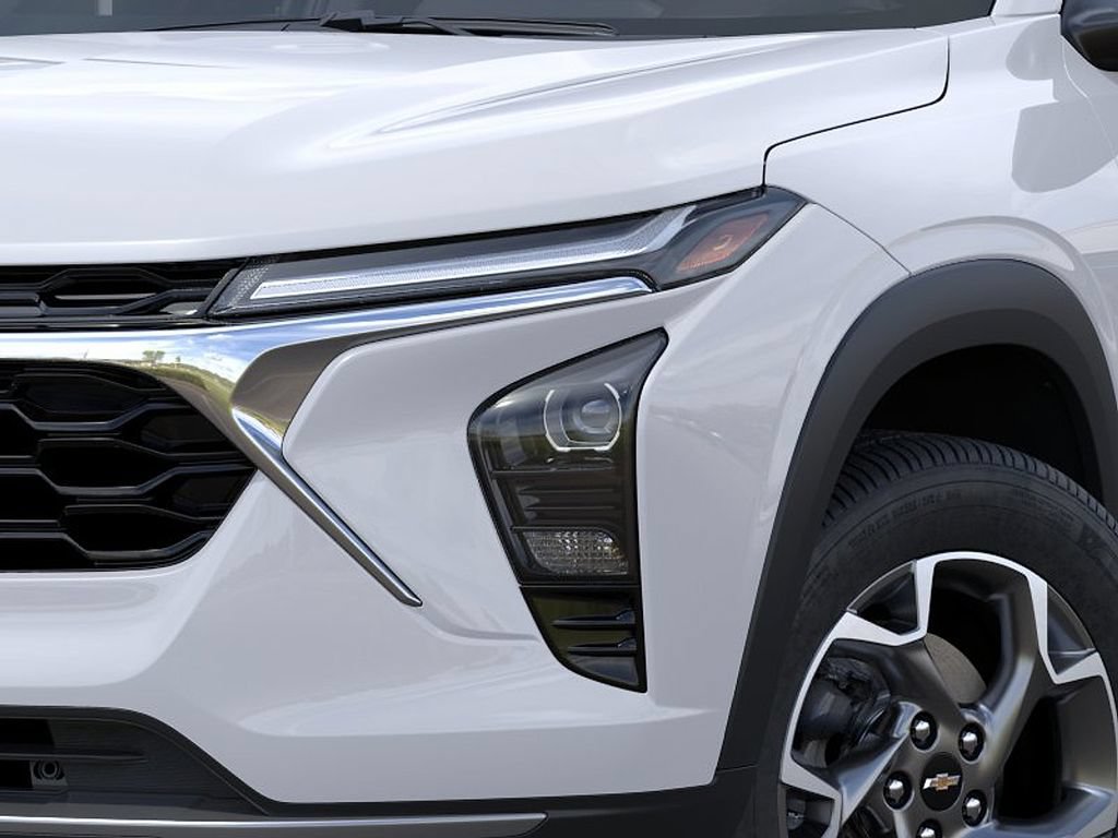 New 2026 Chevrolet Trax LT w/ Driver Confidence Package FWD image 10