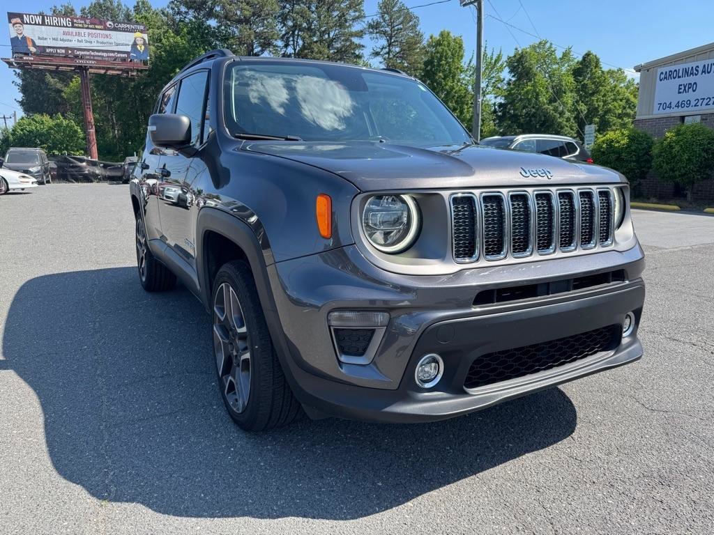 Used 2019 Jeep Renegade Limited w/ UConnect 8.4 Nav Group AWD/4WD image 3