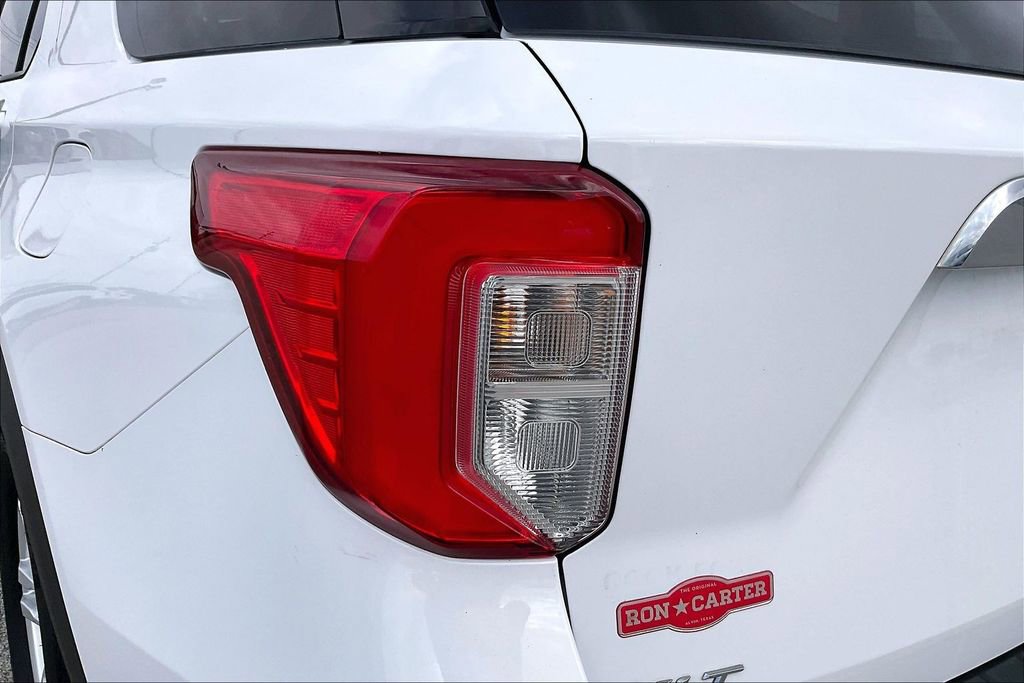 Used 2021 Ford Explorer XLT image 17