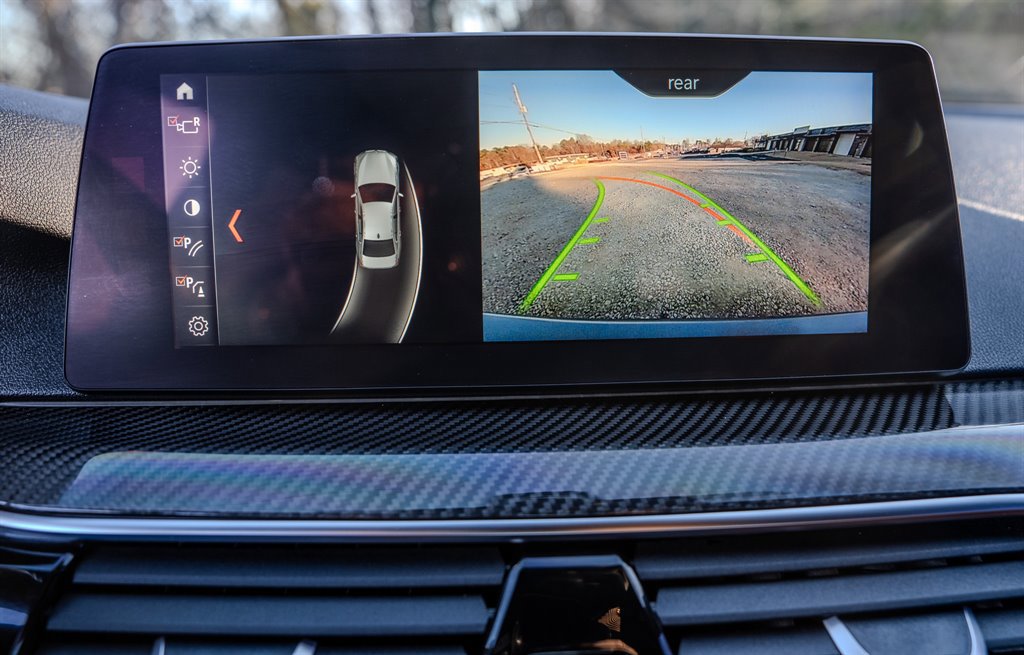 Used 2018 BMW 540i w/ M Sport Package RWD image 21
