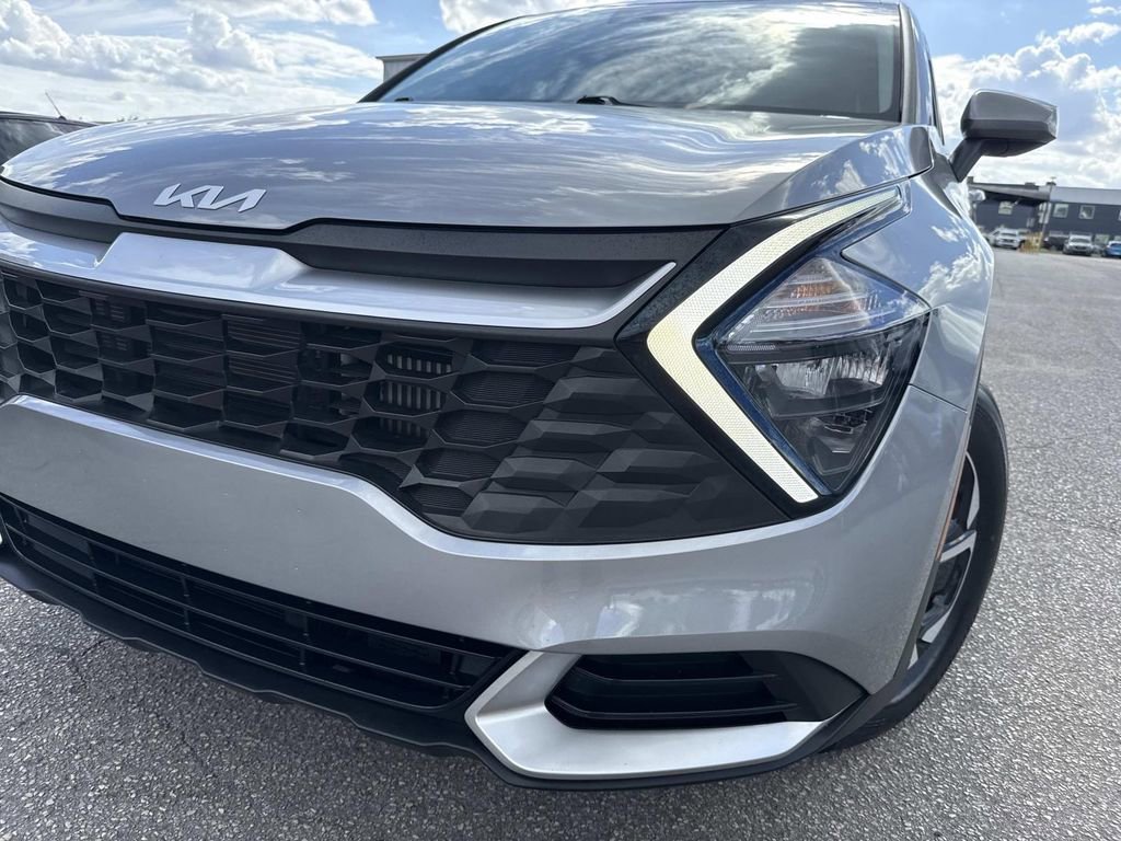 Used 2023 Kia Sportage LX FWD image 9
